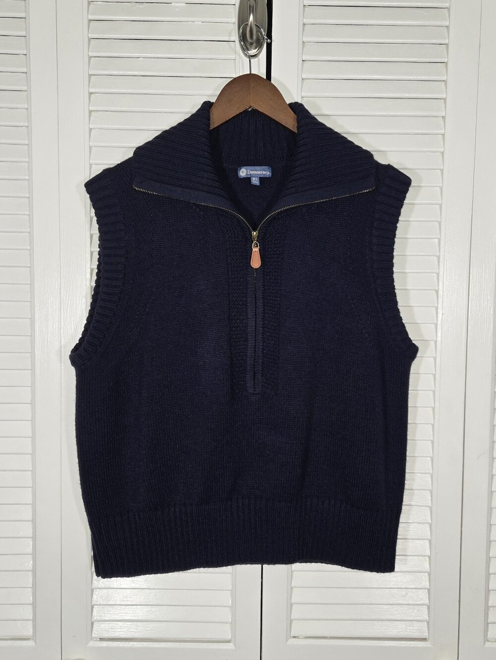 Democracy Half Zip Mock Neck Ribbed Turndown Collar Wide Hem Sweater Vest XL